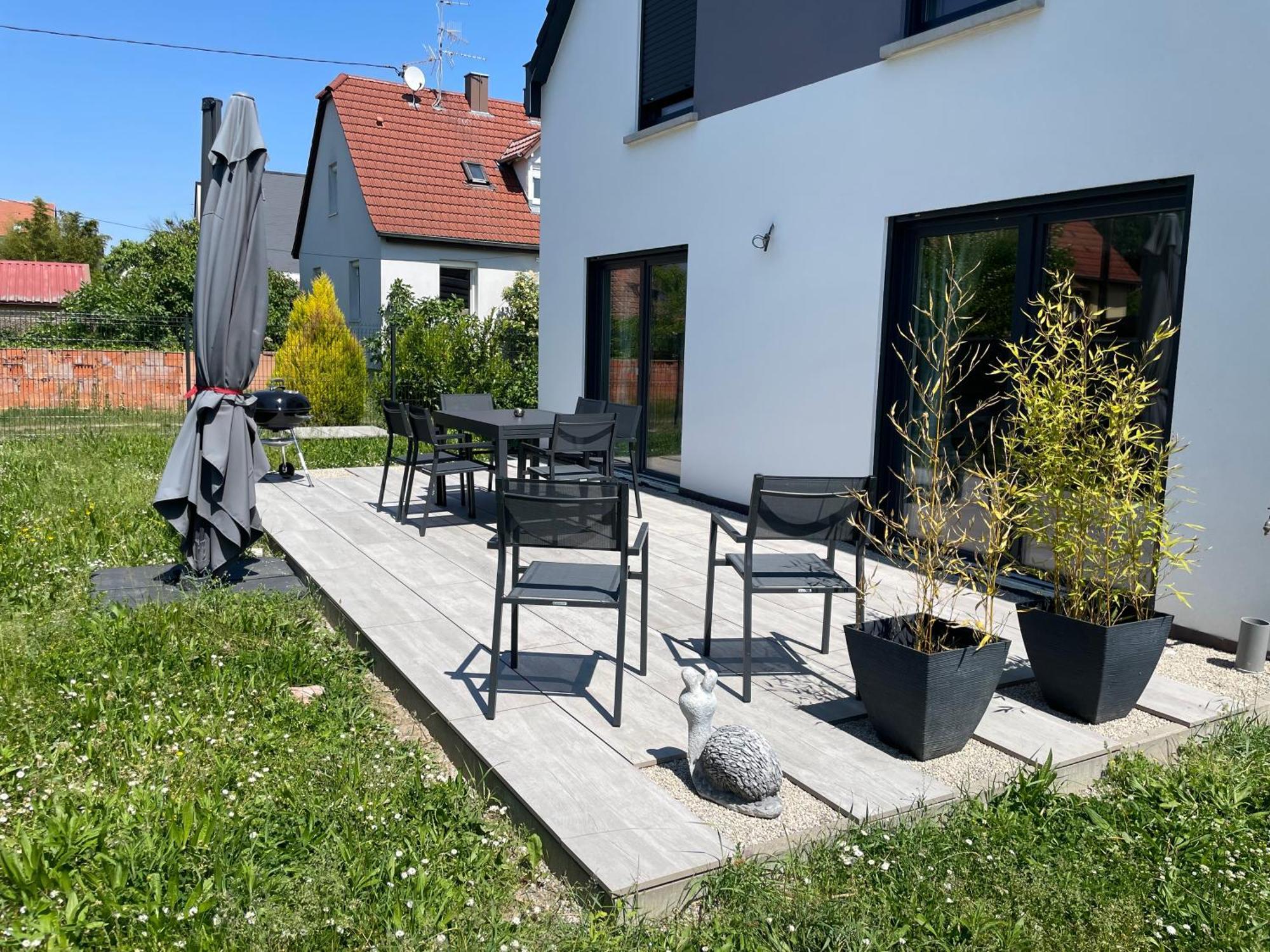 Maison Spacieuse Et Moderne Strasbourg オストヴァルト エクステリア 写真